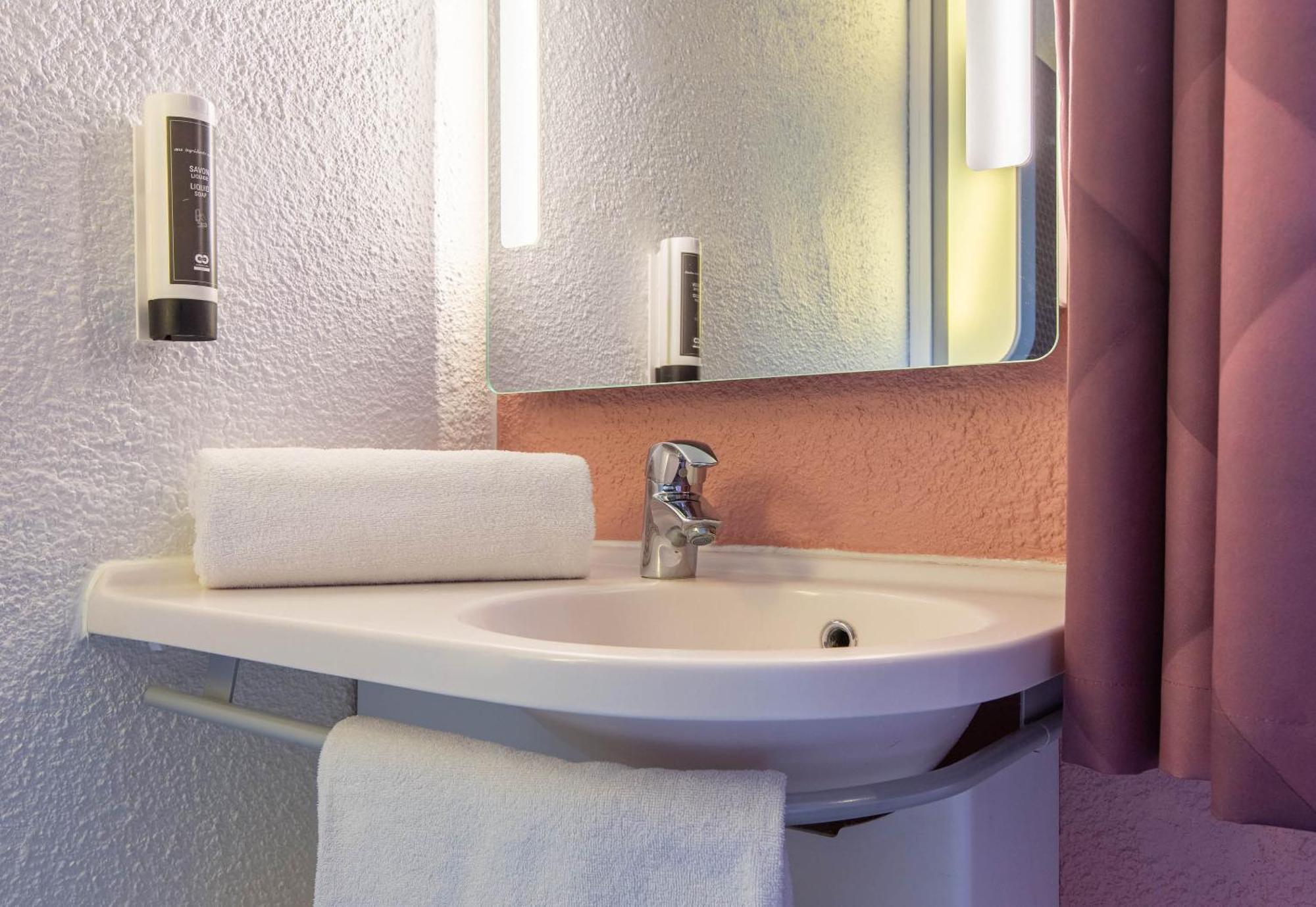 B&B Hotel Chateauroux A20 L'Occitane Deols Экстерьер фото